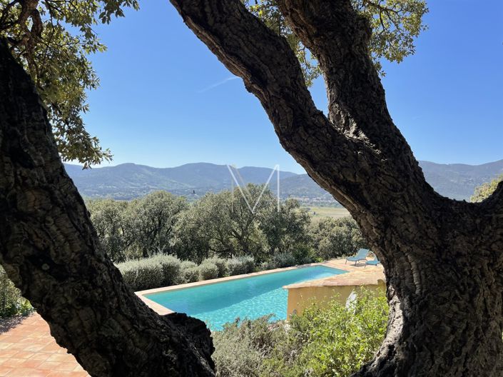 Image No.23-7 Bed House for sale