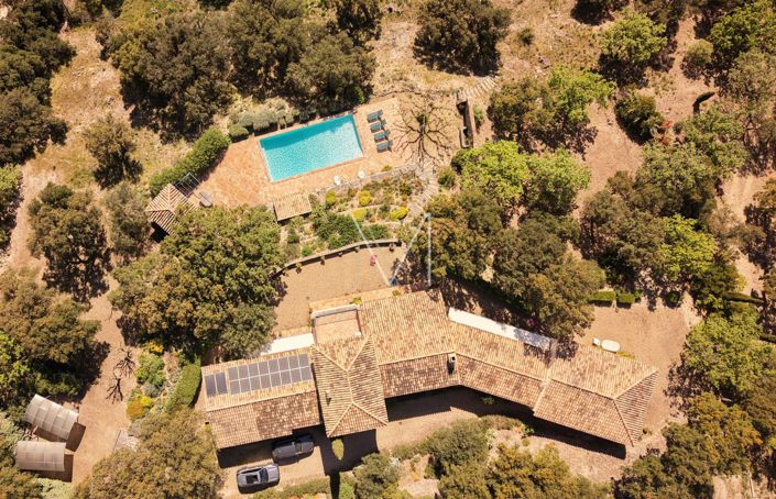 Image No.27-7 Bed House for sale