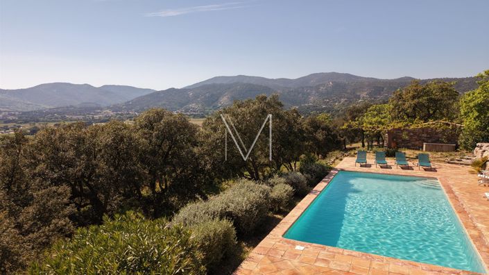 Image No.6-7 Bed House for sale