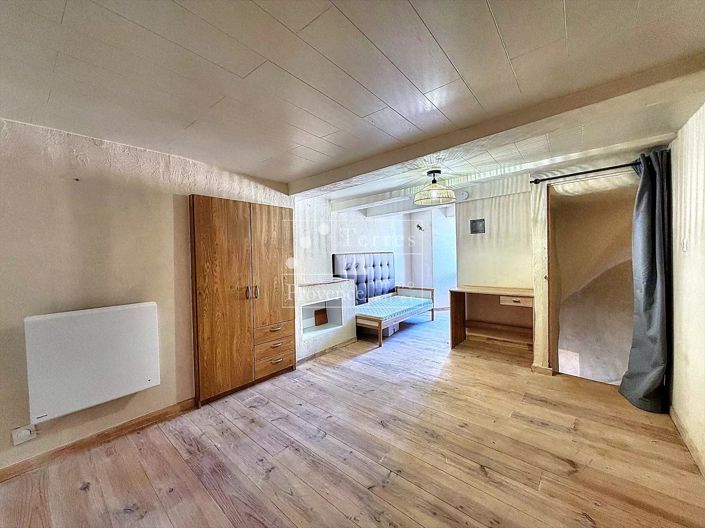 Image No.4-Maison de 2 chambres à vendre à Aups