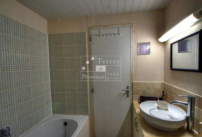 Image No.8-Maison de 2 chambres à vendre à Aups