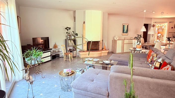 Image No.14-3 Bed House for sale