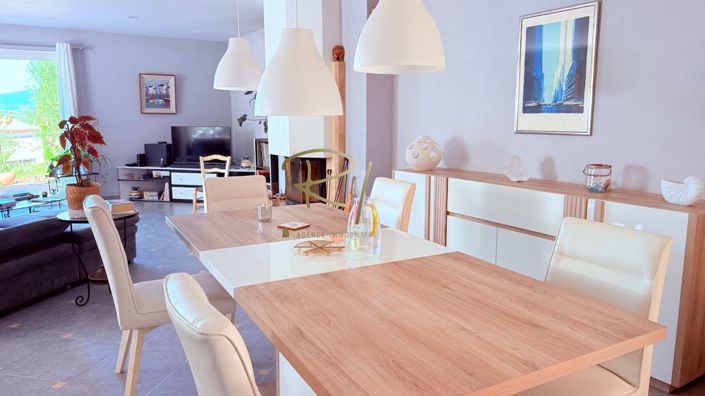 Image No.5-3 Bed House for sale