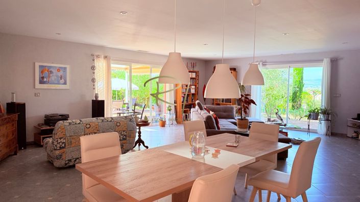 Image No.9-3 Bed House for sale