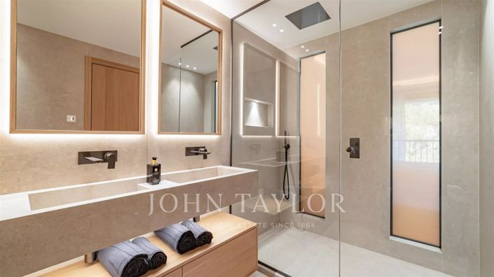 Image No.9-3 Bed Apartment for sale