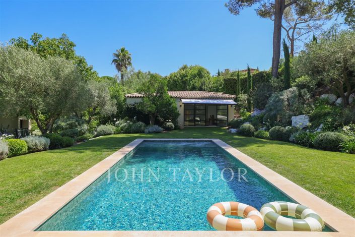 Image No.3-5 Bed House for sale