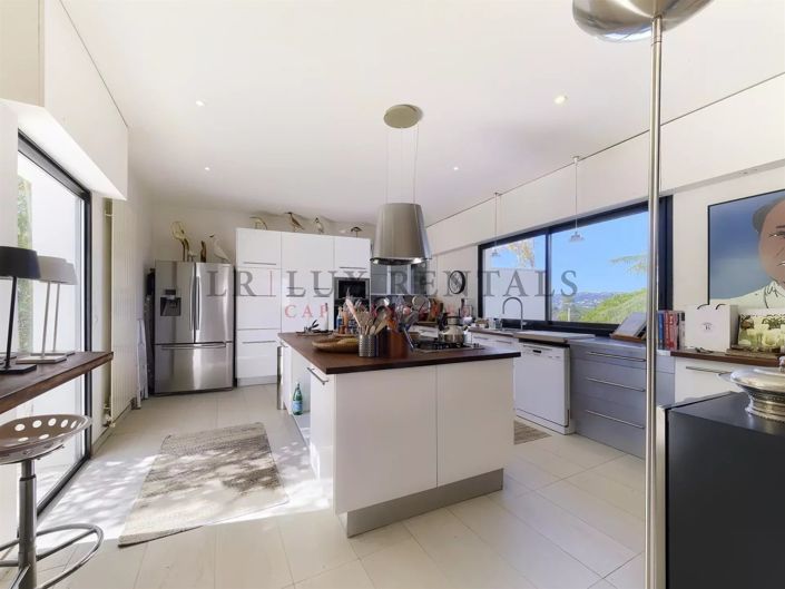 Image No.15-5 Bed House for sale
