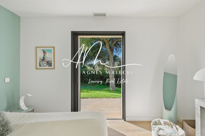 Image No.12-4 Bed House for sale