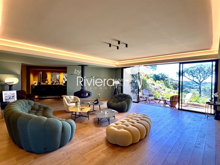 Image No.10-6 Bed House for sale