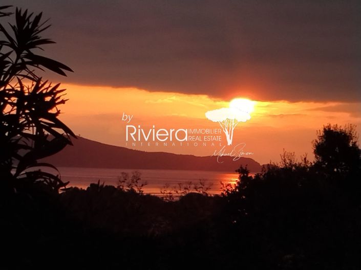 Image No.10-1 Bed Apartment for sale