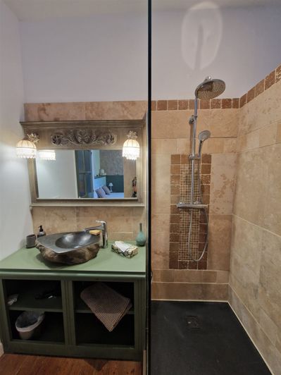 Image No.15-5 Bed House for sale