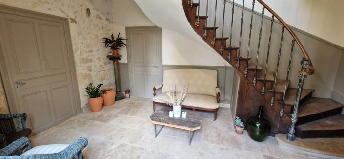 Image No.2-5 Bed House for sale