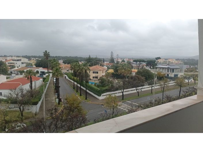 Image No.25-2 Bed Apartment for sale