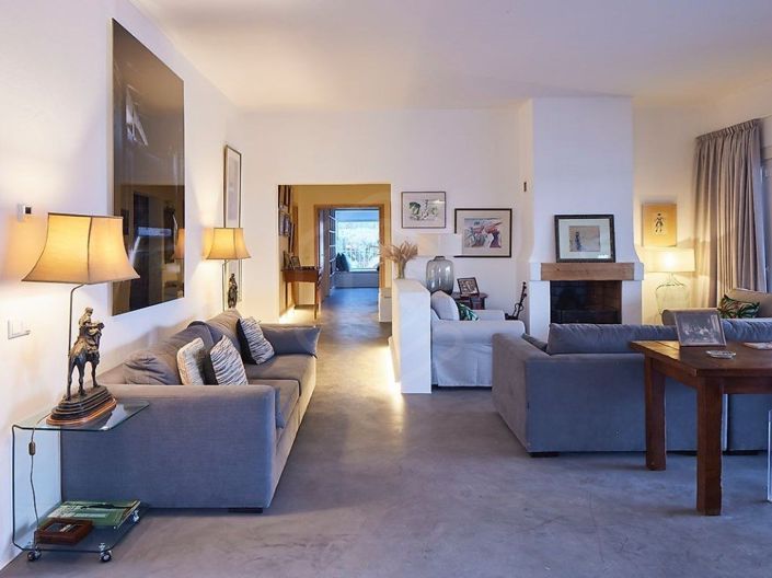 Image No.18-15 Bed House for sale