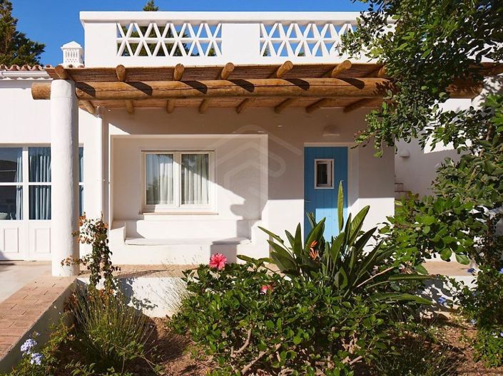 Image No.28-15 Bed House for sale