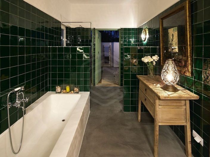 Image No.32-15 Bed House for sale