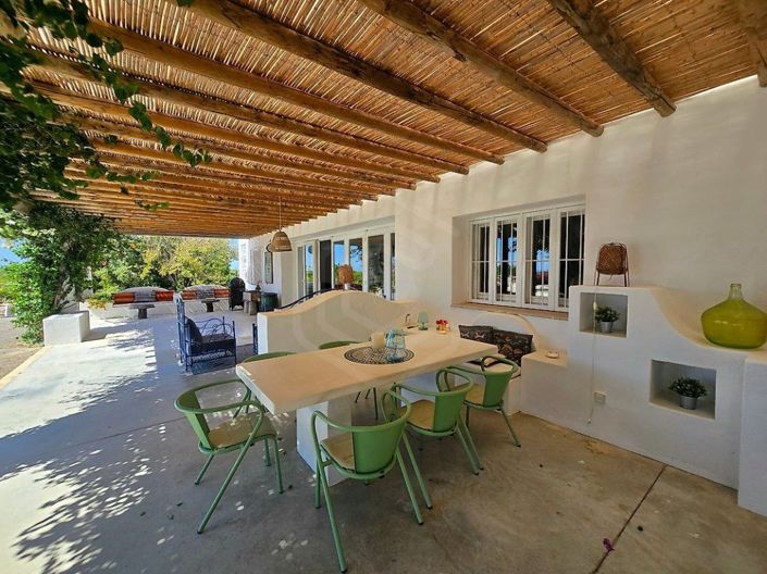 Image No.37-15 Bed House for sale