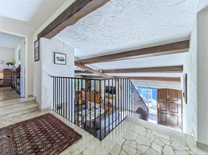 Image No.17-4 Bed House for sale