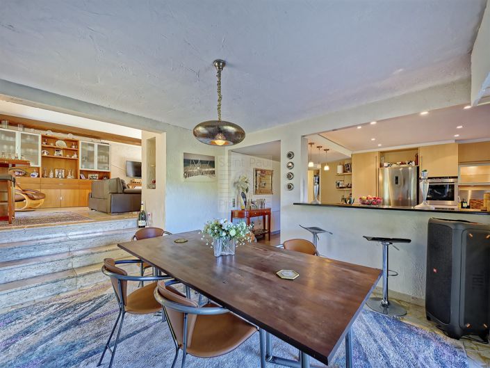 Image No.4-4 Bed House for sale