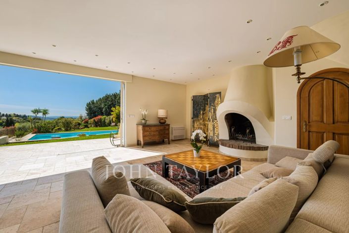 Image No.13-7 Bed House for sale