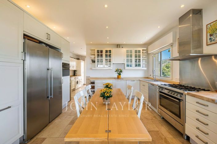 Image No.17-7 Bed House for sale