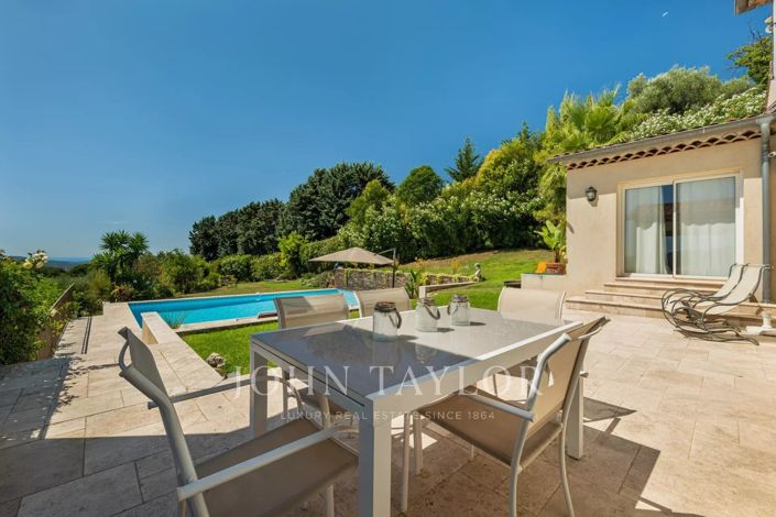 Image No.6-7 Bed House for sale