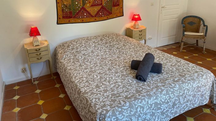 Image No.6-5 Bed House for sale