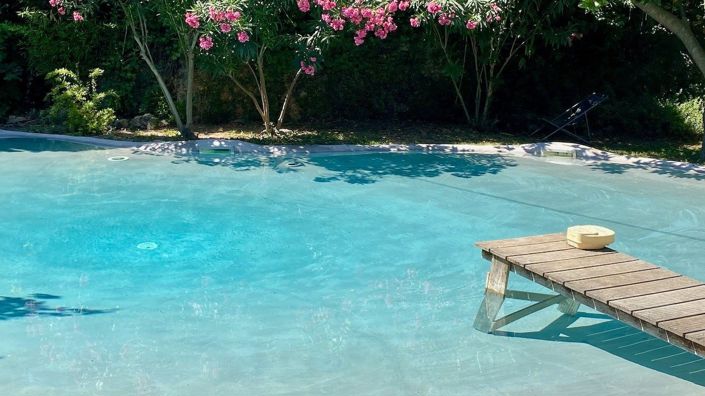 Image No.8-5 Bed House for sale