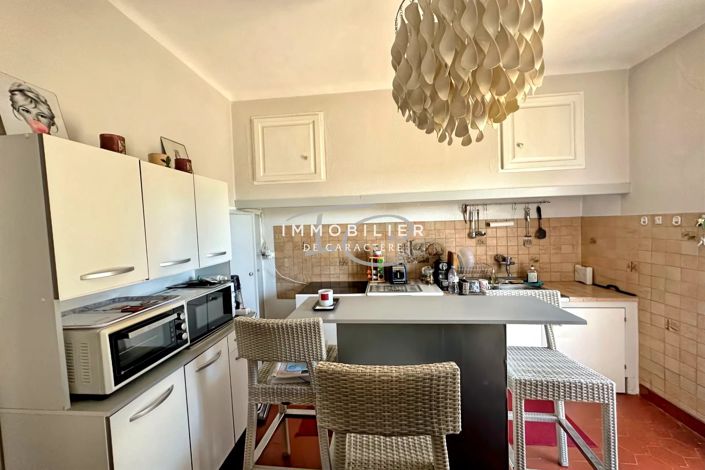 Image No.14-3 Bed House for sale