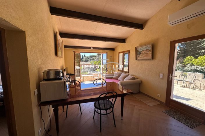 Image No.8-3 Bed House for sale