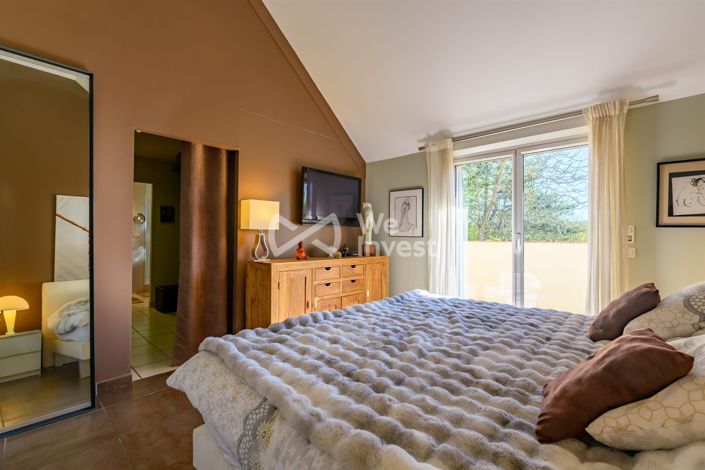 Image No.14-4 Bed Property for sale