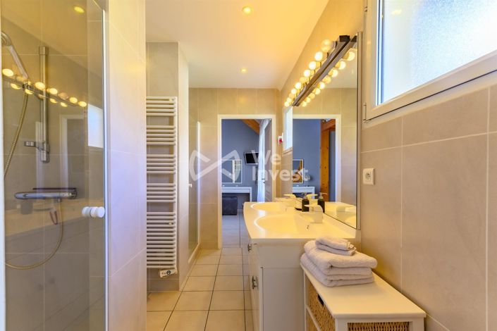 Image No.21-4 Bed Property for sale