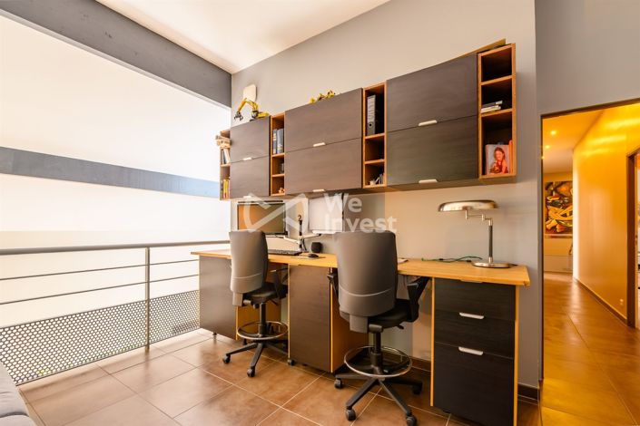 Image No.25-4 Bed Property for sale