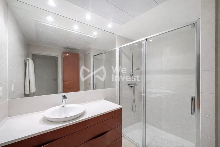 Image No.10-3 Bed Apartment for sale