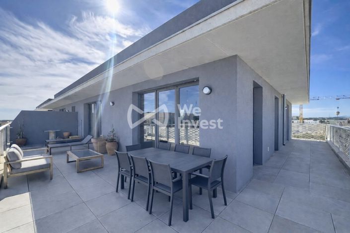 Image No.11-3 Bed Apartment for sale