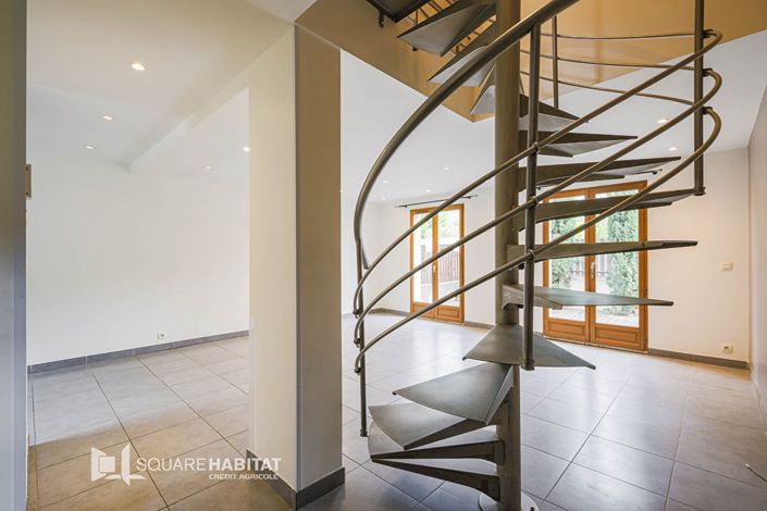 Image No.8-3 Bed House for sale