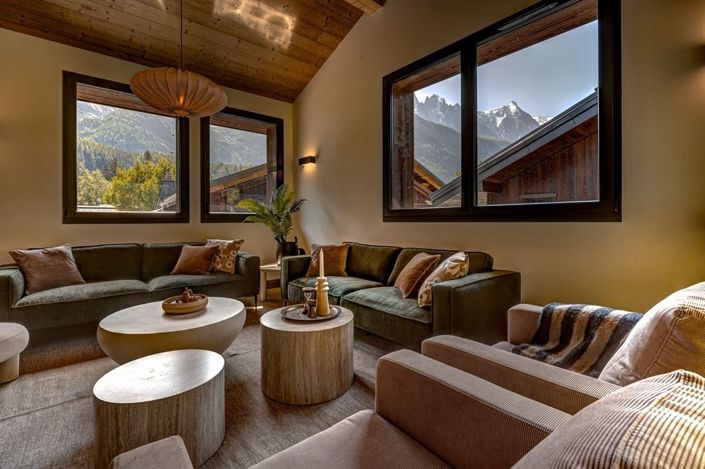 Image No.19-3 Bed House for sale