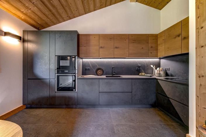 Image No.9-3 Bed House for sale