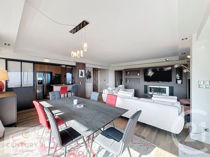 Image No.10-3 Bed Apartment for sale