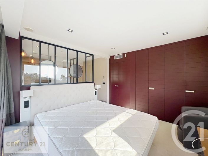 Image No.15-3 Bed Apartment for sale