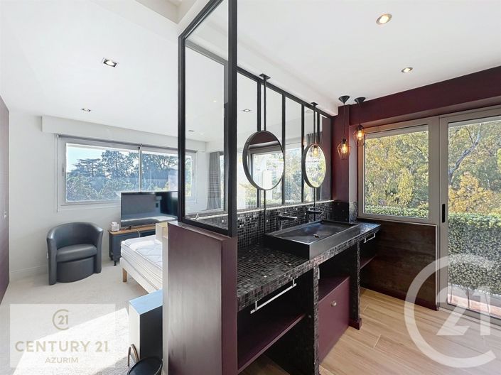 Image No.16-3 Bed Apartment for sale