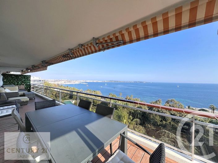 Image No.17-3 Bed Apartment for sale