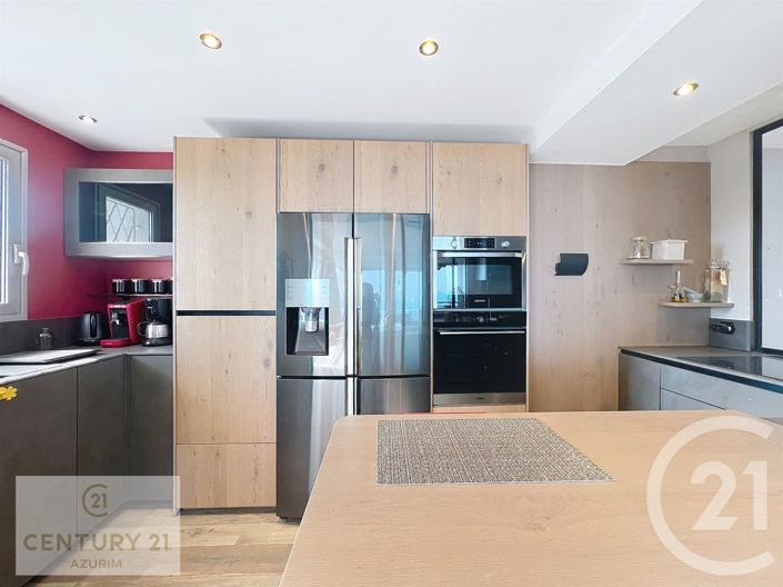 Image No.7-3 Bed Apartment for sale