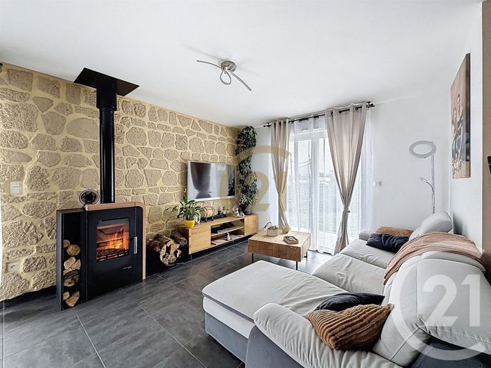 Image No.2-Maison de 3 chambres à vendre à Franche-Comté