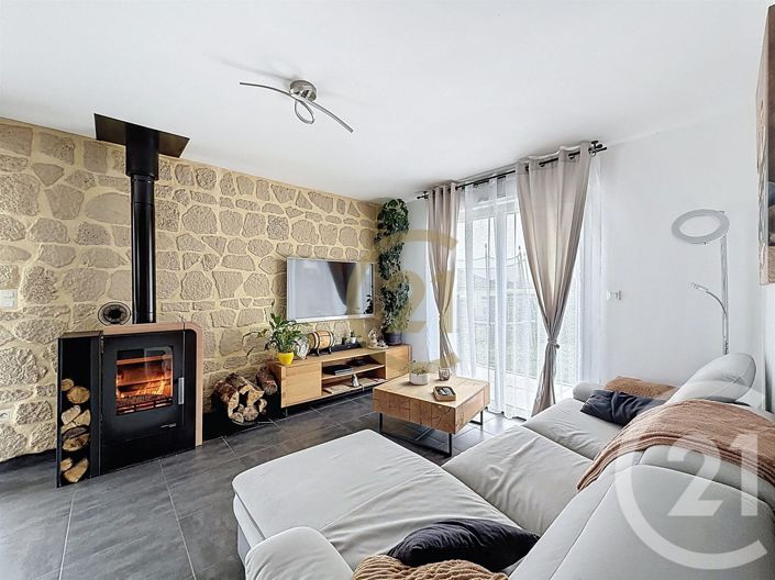 Image No.3-Maison de 3 chambres à vendre à Franche-Comté