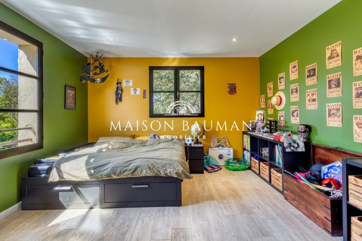 Image No.14-5 Bed House for sale