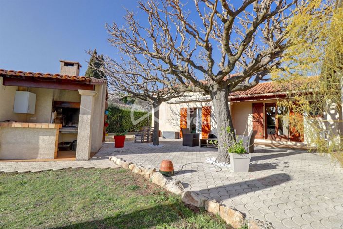 Image No.21-4 Bed House for sale