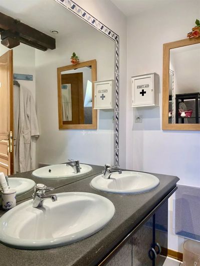 Image No.16-3 Bed House for sale