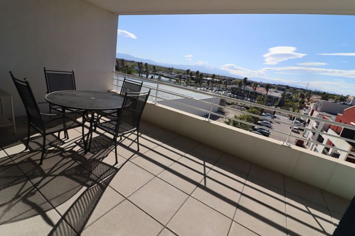 Image No.7-2 Bed Apartment for sale