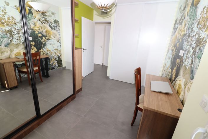 Image No.9-2 Bed Apartment for sale